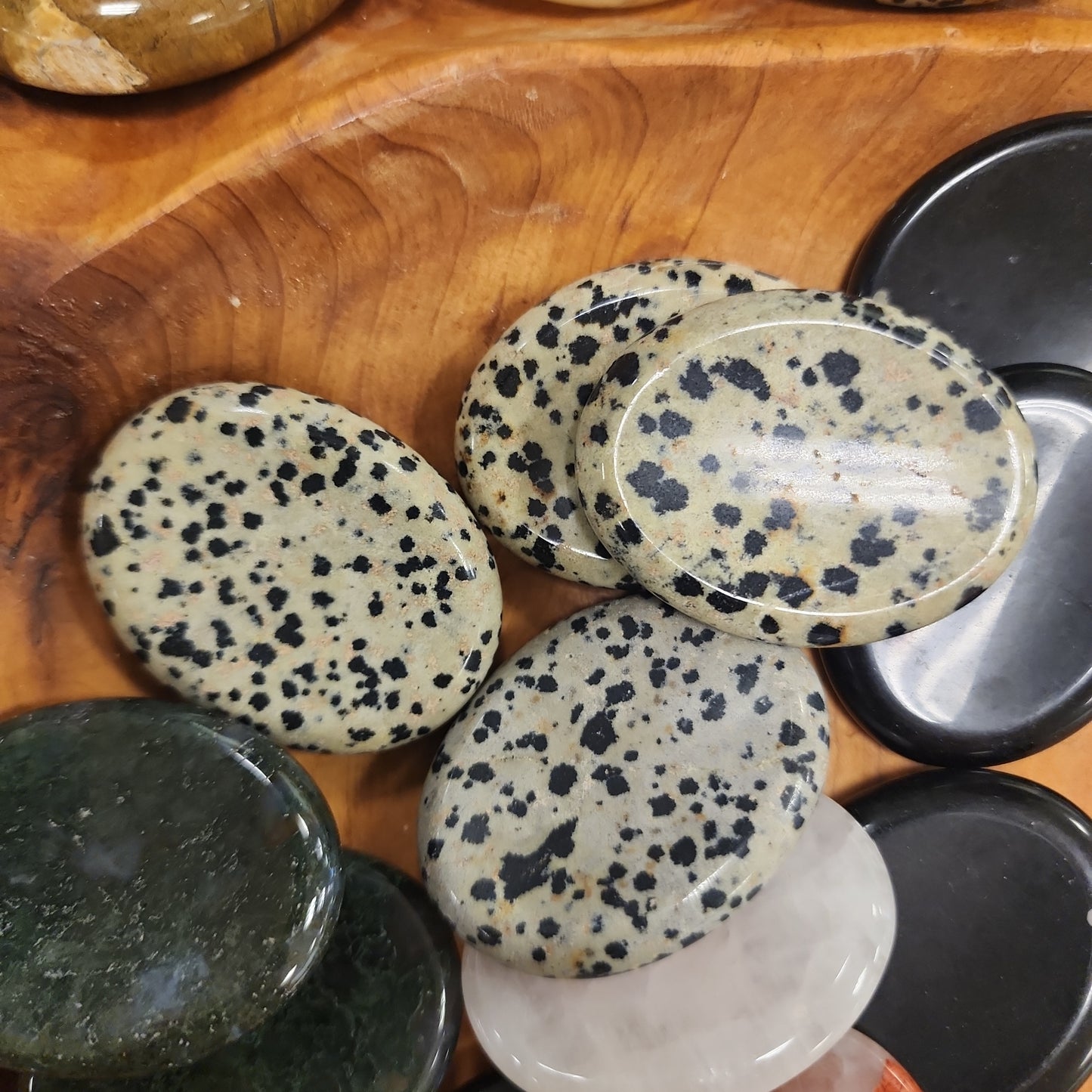 Worry Oval Thumb Stone
