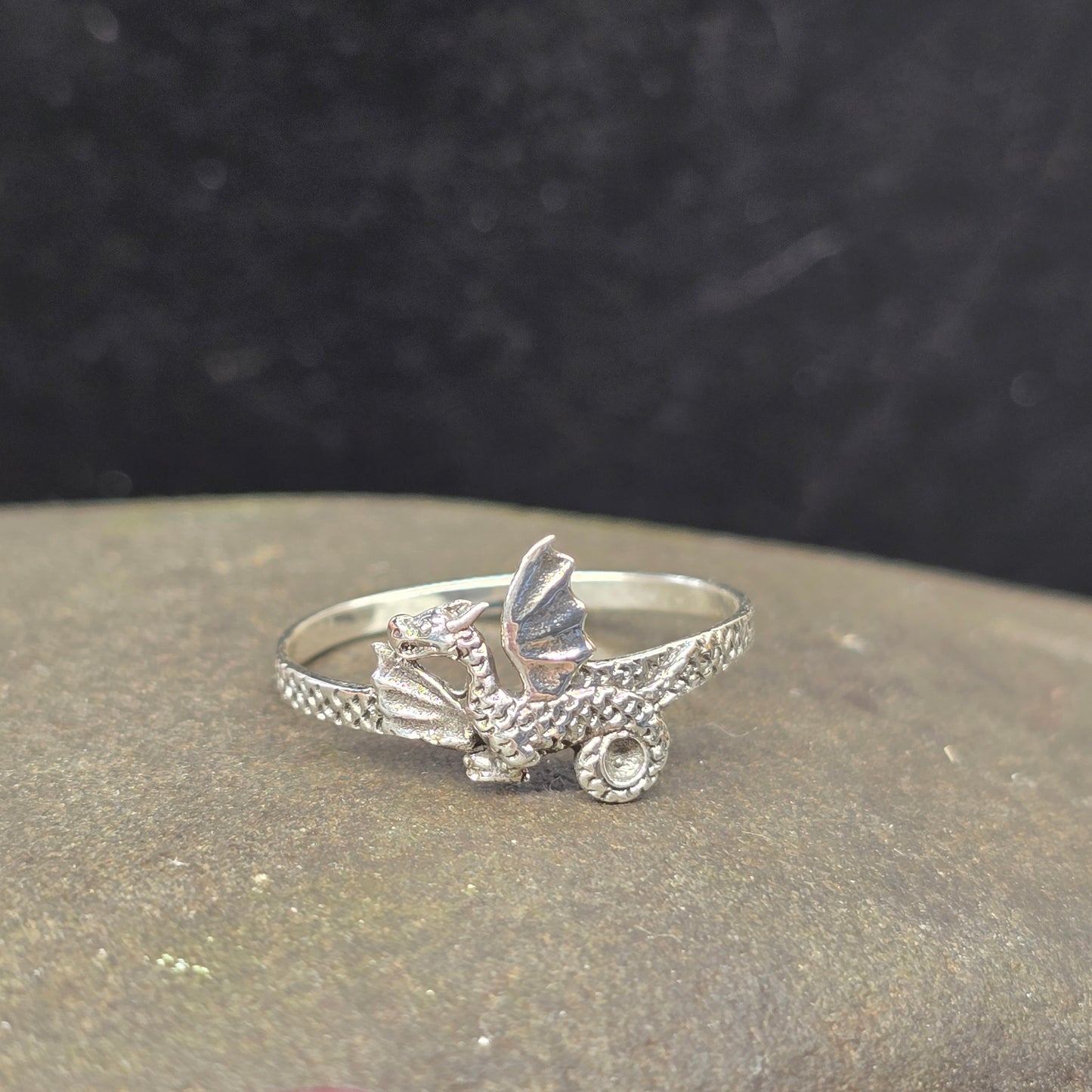 Flying Dragon Sterling Silver s925 Ring sz11