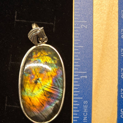 Labradorite Horse Lovers Pendant | Sterling Silver (s925)