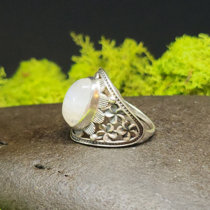 Moonstone Sterling Silver Ring sz9