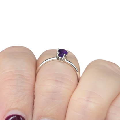 Amethyst Teardrop Crystal Sterling Silver Ring sz7