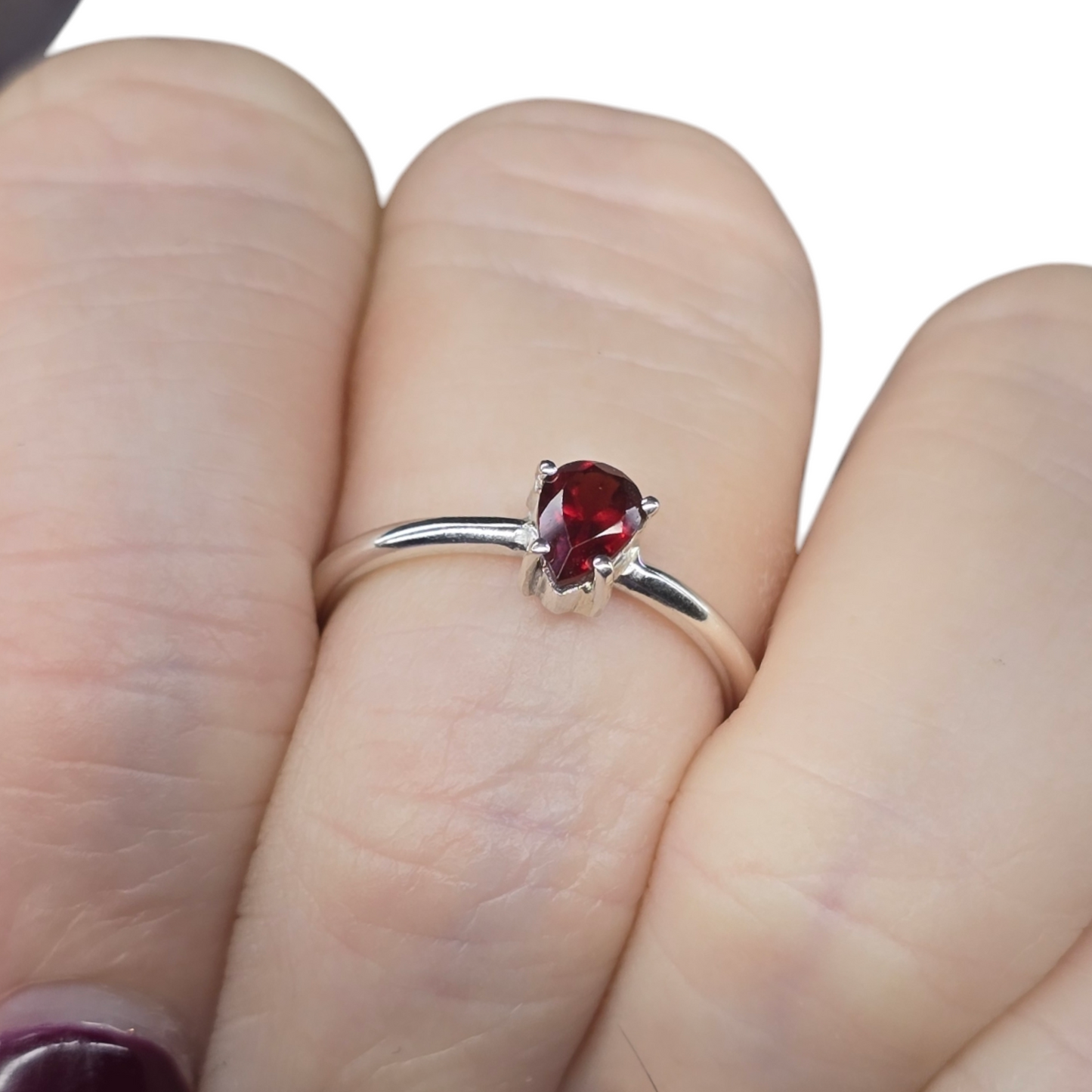 Garnet Teardrop Crystal Sterling Silver Ring sz6