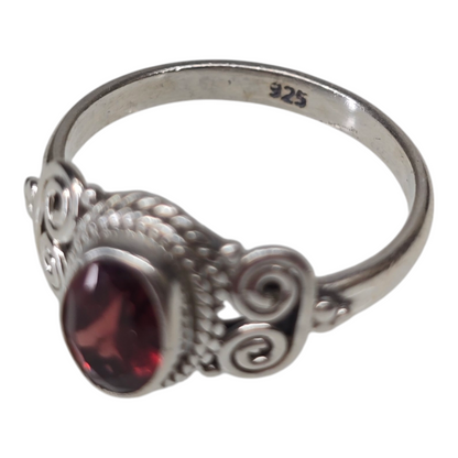 Garnet Crystal Sterling Silver Ring sz6