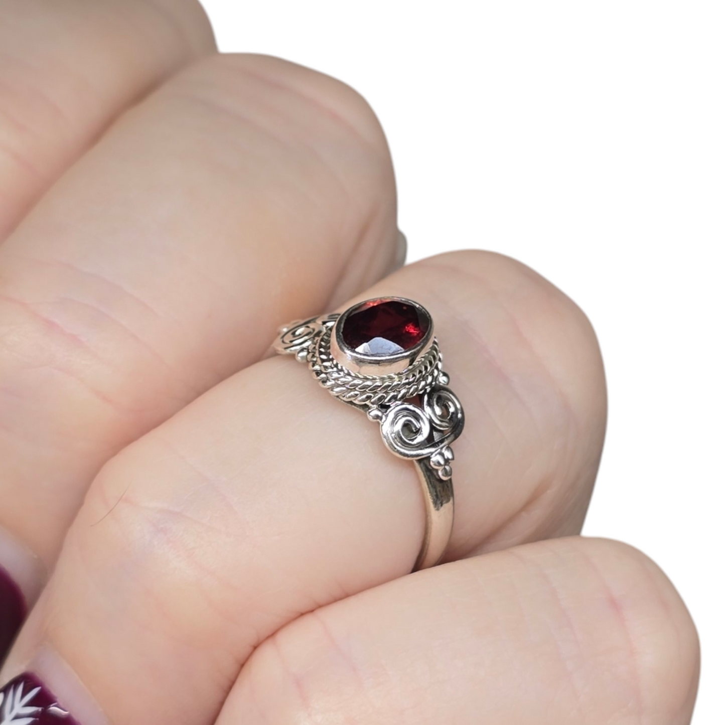 Garnet Crystal Sterling Silver Ring sz6