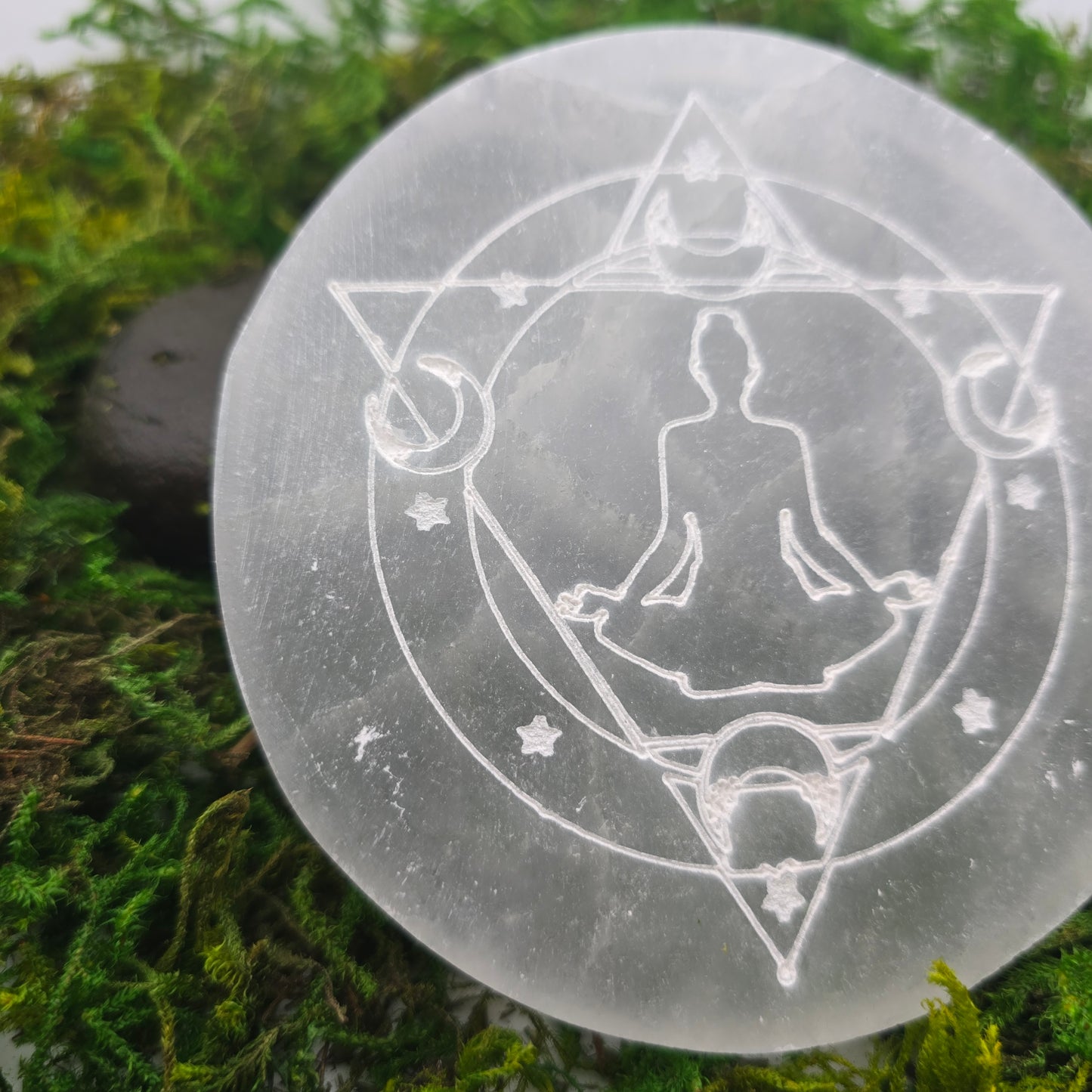 Selenite Meditating Figure Decorative Plate (4")