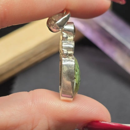 Moss Plume Agate, Garnet & Citrine Pendant | Alloy Setting