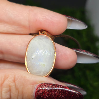 Moonstone Crystal Oval Copper Necklace III
