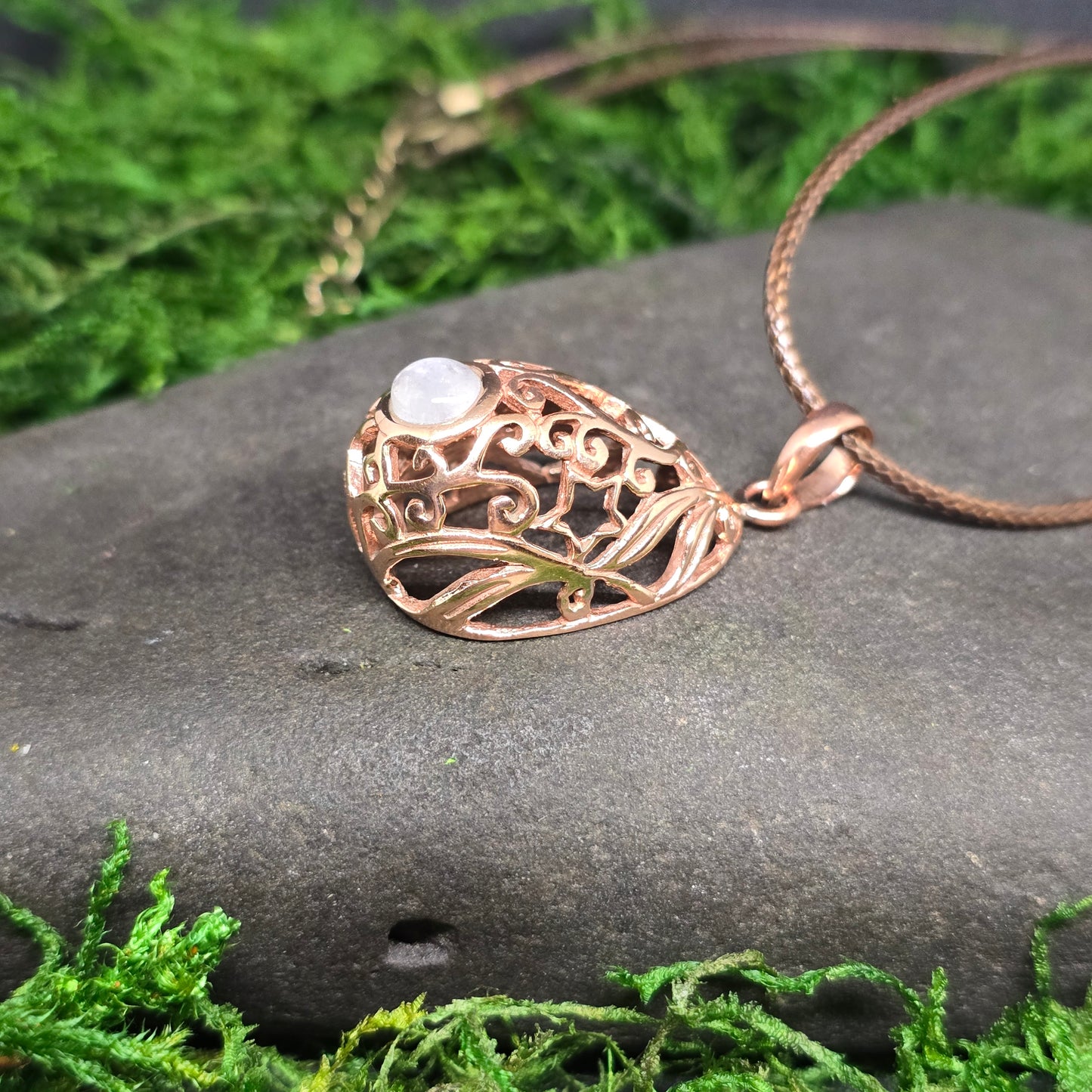 Crystal Copper Woman Cup Shape Pendant Necklace