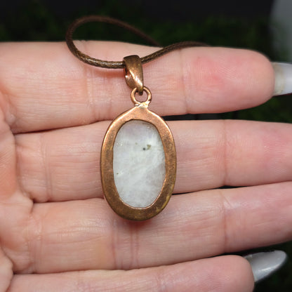 Moonstone Crystal Oval Copper Necklace III